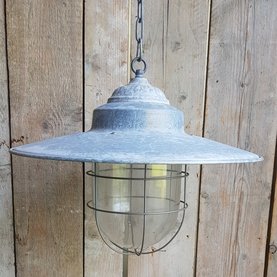 Plafond- en Hanglampen voor veranda en overkapping