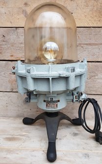 Industri&euml;le-vloerlamp-tafellamp-verlichting-lamp-industrieel-robuust-7