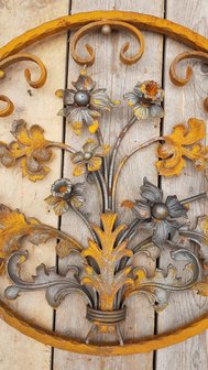 Rond-smeedijzer-element-decoratie-oranment-met-bloemen-poort-hekwerk-deur-balkon-3
