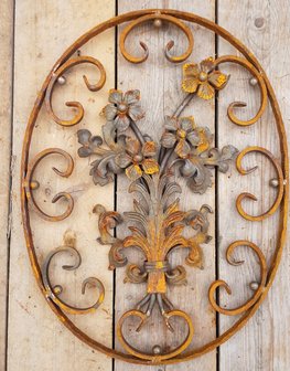 Klassiek-ovaal-smeedijzer-element-decoratie-oranment-met-bloemen-poort-hekwerk-deur-balkon