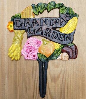 Gietijzeren-tuinsteker-tuinprikker-tuindecoratie-grandpas-garden-opas-tuin
