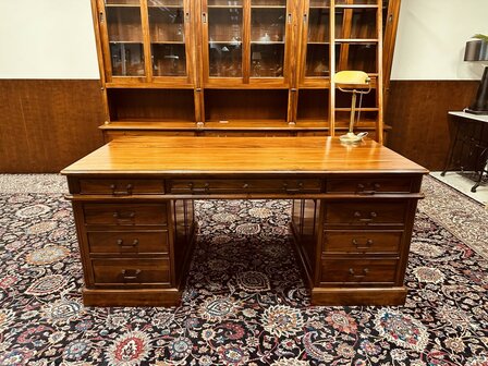 Klassiek-Engels-Antiek-Jan-Frantzen-Bureau-Patnerdesk-Desk-2