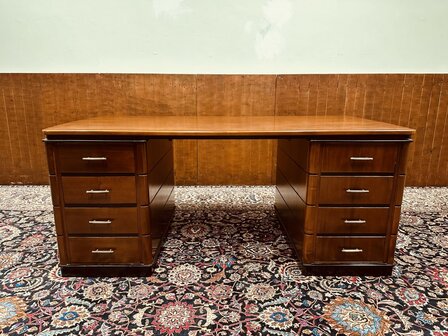 Klassiek-Antiek-Chesterfield-Engels-Art-Deco-Bureau-Desk-Partnerdesk