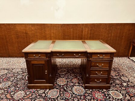 Engels-Klassiek-Antiek-Chesterfield-Bureau-Desk