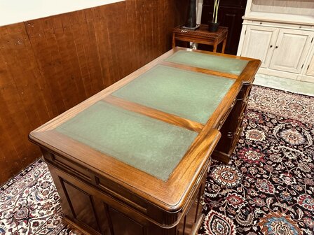 Engels-Klassiek-Antiek-Chesterfield-Bureau-Desk