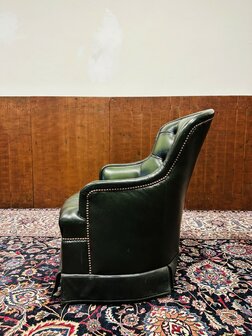 Klassiek-Engels-Antiek-Chesterfield-Fauteuil