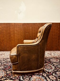 Klassiek-Engels-Antiek-Chesterfield-Fauteuil