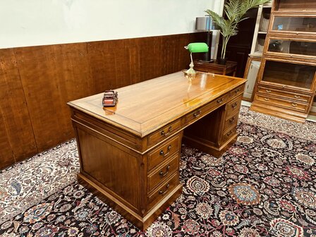 Klassiek-Engels-Antiek-Eichholtz-Bureau-Desk