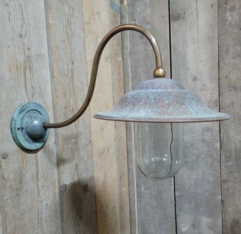 Landelijke-klassieke-koperen-stallamp-buitenlamp-met-patina-wandlamp-2