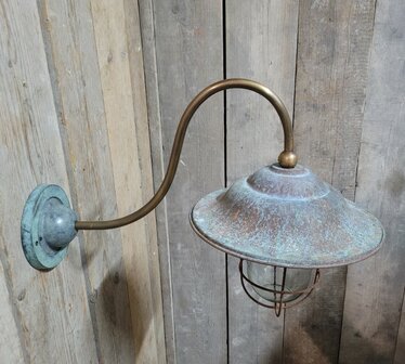 Landelijke-klassieke-koperen-stallamp-buitenlamp-met-patina-wandlamp-10