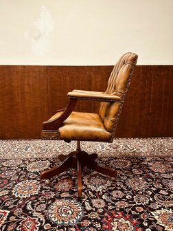 Klassiek-Engels-Antiek-Chesterfield-Bureaustoel-President-Chair