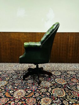 Engels-Chesterfield-Director-Chair-Bureaustoel