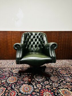 Luxe-Chesterfield-Directors-Chair