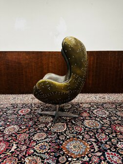 Aviator-Spitfire-Chair-Fauteuil