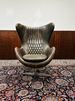 Aviator-Spitfire-Chair-Fauteuil