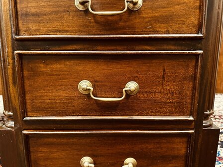Engels-Klassiek-Bureau