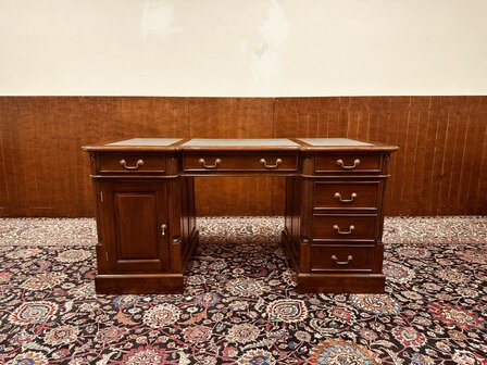 Klassiek-Engels-Bureau-Groene-Inleg