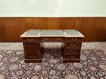Klassiek-Engels-Bureau-Groene-Inleg