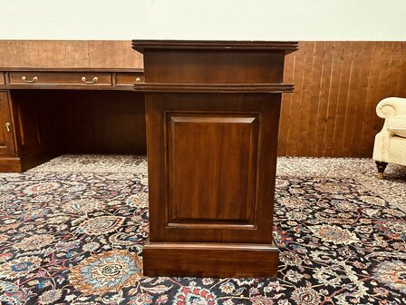 Klassiek-Engels-Chesterfield-Hoekbureau