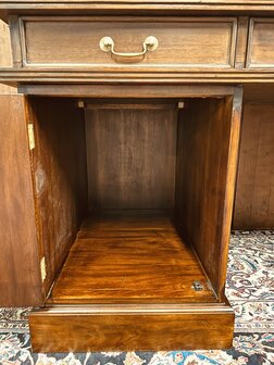 Klassiek-Engels-Chesterfield-Hoekbureau