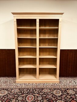 Landelijk-Engels-Blank-Eiken-Boekenkast