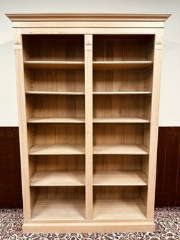 Landelijk-Engels-Blank-Eiken-Boekenkast