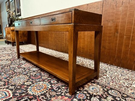 Engels-Eichholtz-Side-table-Dressoir