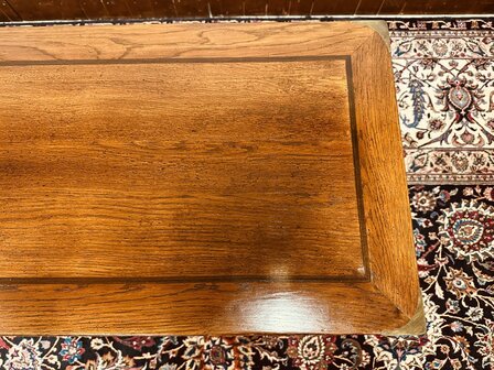 Engels-Eichholtz-Side-table-Dressoir
