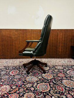 Engelse-Chesterfield-Director-Chair-Bureaustoel