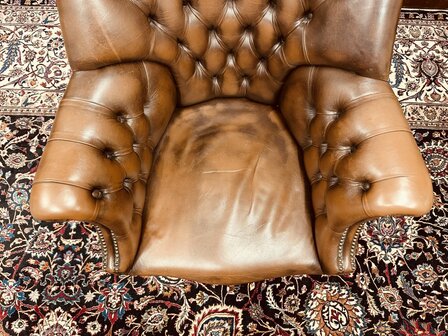 Bruine-Chesterfield-Director-Chair-Bureaustoel