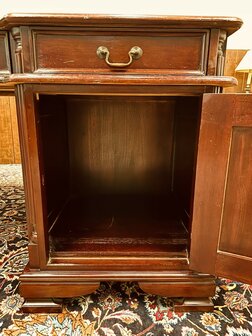 Klassiek-Engels-Chesterfield-Partnerdesk-Bureau