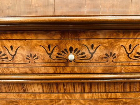 Antieke-Italiaanse-Dressoir