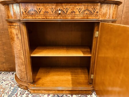 Antieke-Italiaanse-Dressoir
