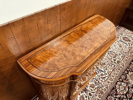 Antieke-Italiaanse-Dressoir
