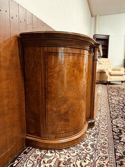 Antieke-Italiaanse-Grote-Dressoir