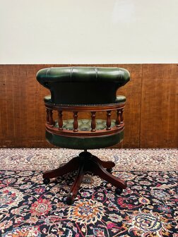 Chesterfield-Captain-Chair-Groen