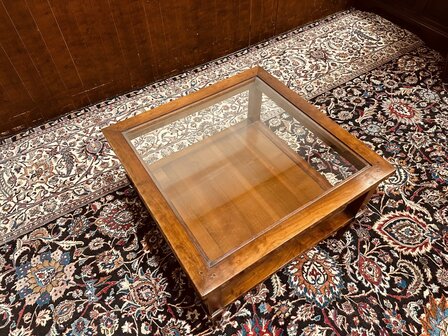 Klassieke-Italiaanse-Salontafel-Assi-D&#039;assolo