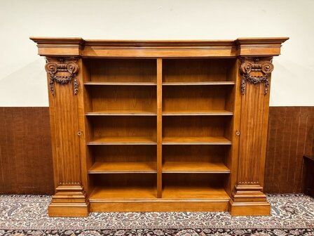 Engelse-Klassieke-Boekenkast