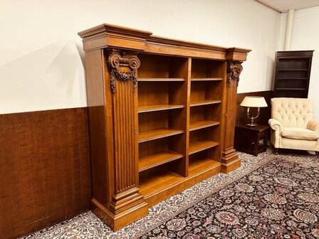 Engelse-Klassieke-Boekenkast