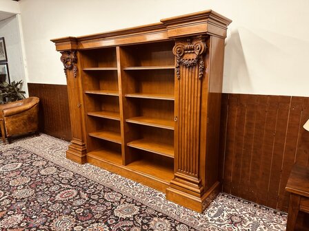 Engelse-Klassieke-Boekenkast