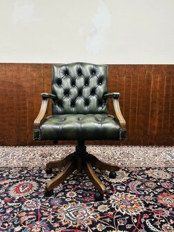 Klassieke-Chesterfield-President-Chair