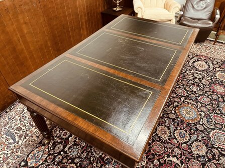 Oude-Engelse-Schrijftafel