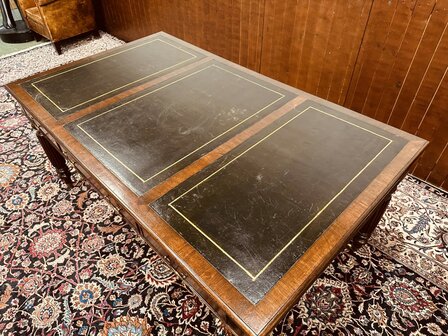 Oude-Engelse-Schrijftafel