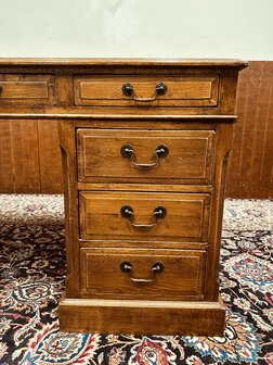 Klassiek-Engels-Eichholtz-Bureau