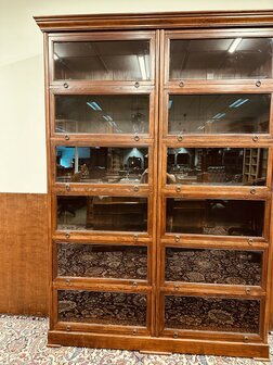 Oud-Engelse-Globe-Wernicke-Boekenkast
