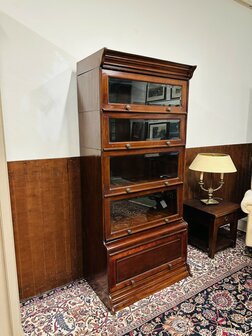 Klassieke-Globe-Wernicke-Boekenkast
