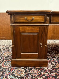 Chesterfield-Engels-Bureau-Partnerdesk