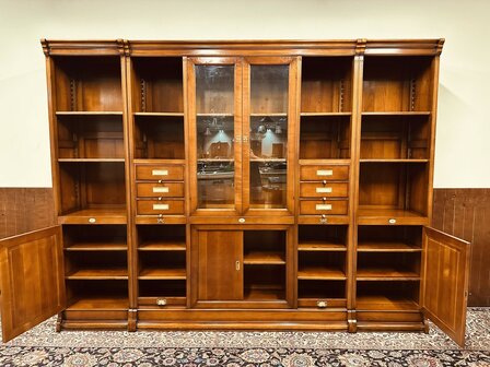 Italiaanse-Assi-D&#039;assolo-Boekenkast