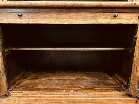 Klassiek-Engelse-Bibliotheekkast