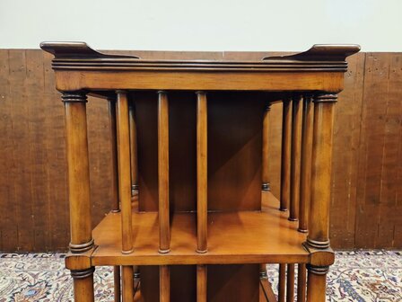Antieke-klassieke-engelse-boekenmolen-draaibare-boekenkast-6